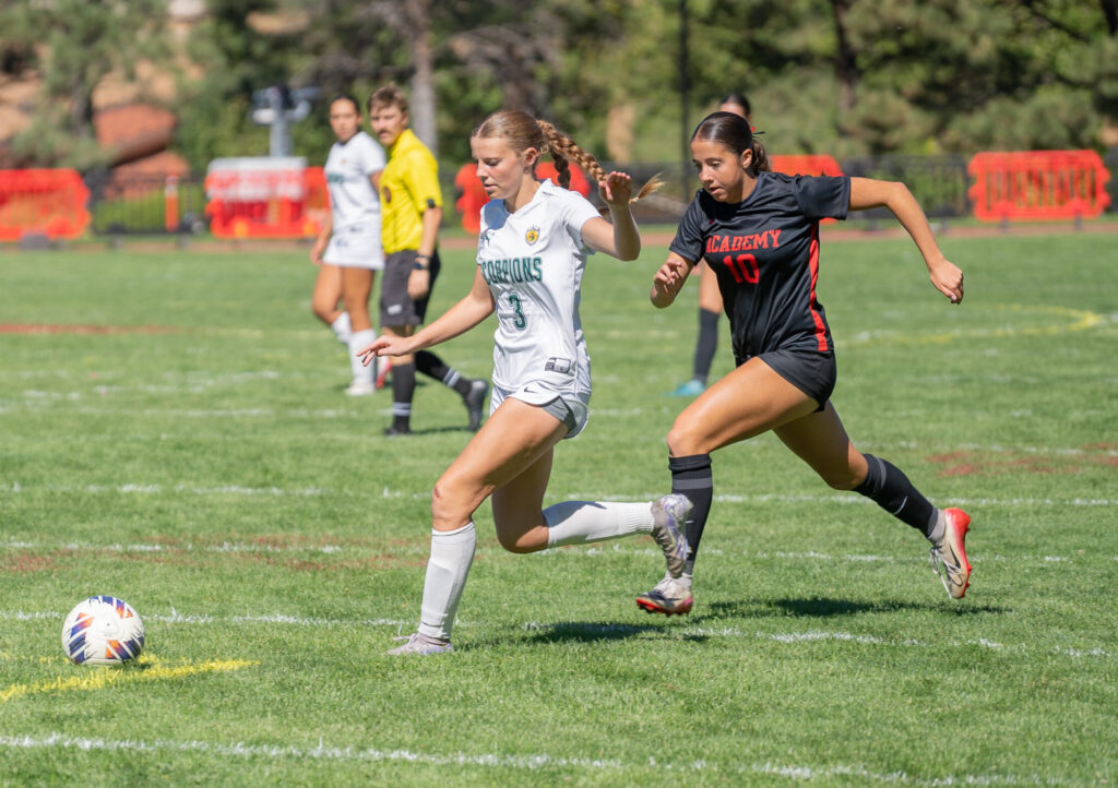 Chargers Recognized with Fall Sports Honors